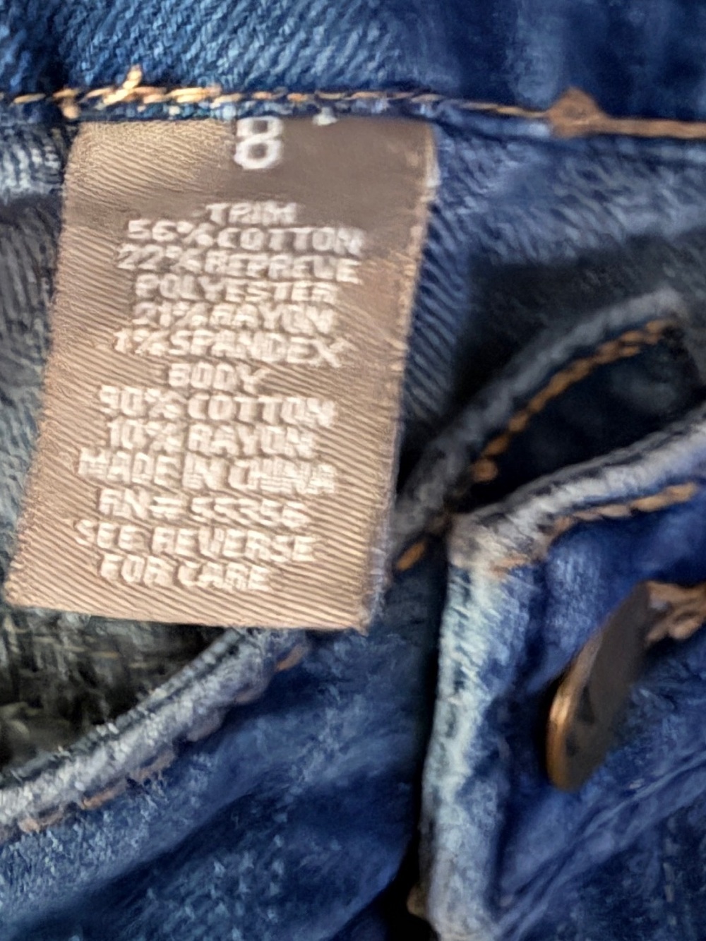 D. Jeans - Picture 6 of 6